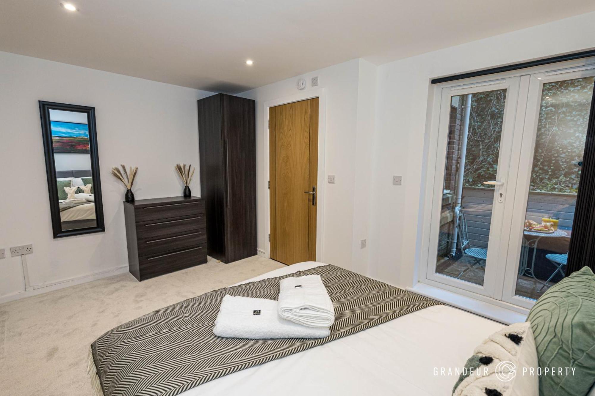 The Hideaway By Grandeur Property Bournemouth Exterior photo